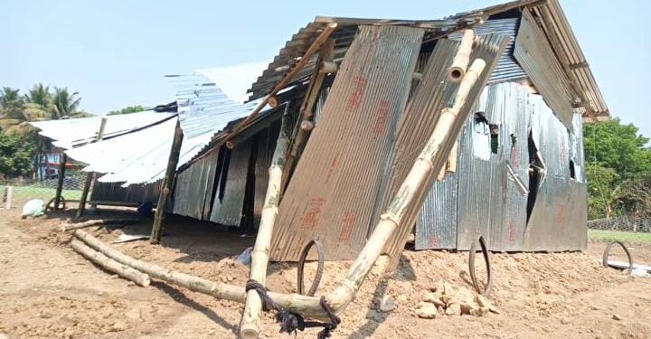 যশোরের শার্শায় জমিজমা সংক্রান্ত বিরোধের জের ধরে বসতবাড়ি ভাংচুর