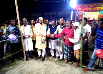 বাঘারপাড়ার বাররায় ১৬ দলীয় বাংলার ঐতিহ্যবাহী কু্স্তি প্রতিযোগিতার উদ্বোধন 