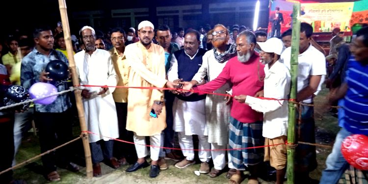 বাঘারপাড়ার বাররায় ১৬ দলীয় বাংলার ঐতিহ্যবাহী কু্স্তি প্রতিযোগিতার উদ্বোধন 