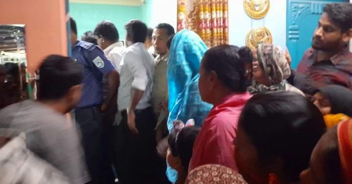 গোবিন্দগঞ্জে ফ্যানের সঙ্গে ঝুলছিল যুবকের মরদেহ