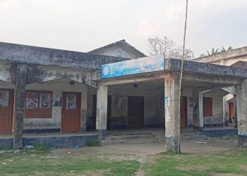 ইউপি সদস্যর বিরুদ্ধে ঘুষ ও কুপ্রস্তাবের অভিযোগ বিধবার