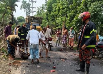 কোটচাঁদপুরে দুই মোটরসাইকেল মুখোমুখি সংঘর্ষে নিহত ১ আহত ২