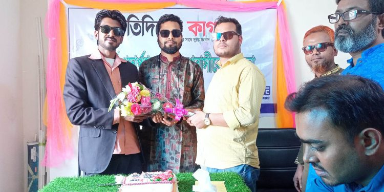 রংপুরে প্রতিদিনের কাগজের ৬ষ্ঠ তম প্রতিষ্ঠা বার্ষিকী পালন