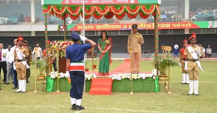 শেরপুরে মহান স্বাধীনতা ও জাতীয় দিবস উপলক্ষে বর্ণাঢ্য কুচকাওয়াজ ও পুরস্কার বিতরণ 