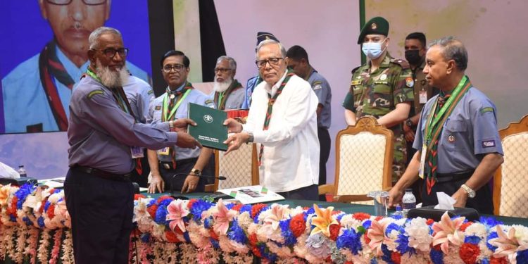 বাংলাদেশ স্কাউটসের সর্বোচ্চ অ্যাওয়ার্ড “প্রদান