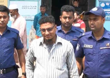 বাগেরহাটে এক কথিত পল্লী চিকিৎসককে এক বছরের কারাদন্ড দিয়েছে ভ্রাম্যমান আদালত