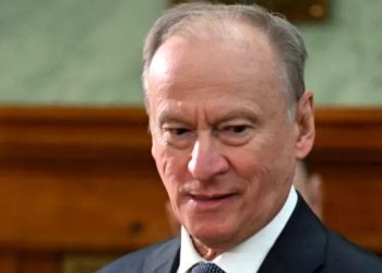 যুক্তরাষ্ট্রকে  ধ্বংস করার মতো অস্ত্র আছে রাশিয়ার: পুতিন মিত্র  