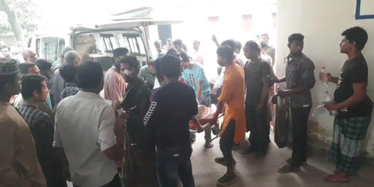 পঞ্চগড়ে সড়ক দূর্ঘটনায় ৩ জন নিহত