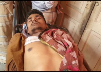 বাঁশখালীতে সালিশি বৈঠকে চাচার কিরিচের কােপে ভাতিজা খুন