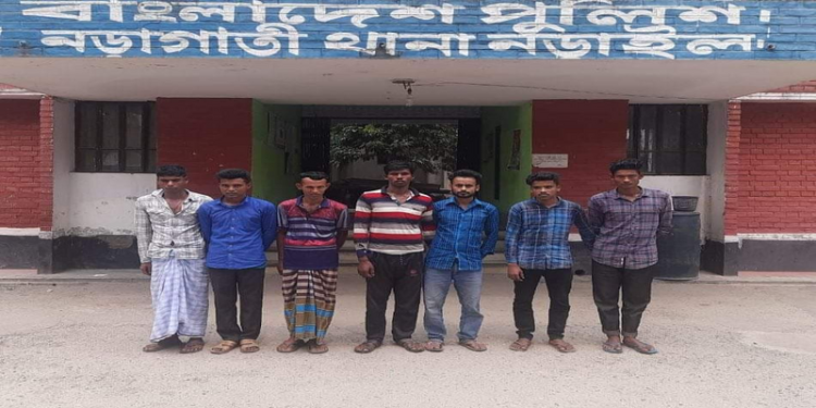 নড়াইলে পুলিশের অভিযানে জুয়ার সরঞ্জামসহ গ্রেপ্তার-৭