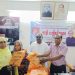 বাঘারপাড়ায় শাড়ি লুঙ্গি বিতরণ করেন ডা. নিকুঞ্জ বিহারি গোলদার