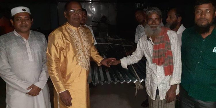 প্রধানমন্ত্রীর হস্তক্ষেপে বসতবাড়ী ফিরে পেল শ্রমজীবী দেলোয়ার