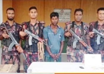 জীবননগর সীমান্তে ২.৩৩ কেজি স্বর্ণ উদ্ধার আটক ১