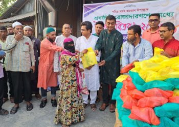 পটুয়াখালীতে মোবাইল জার্নালিস্ট ফোরামের ইফতার বিতরণ