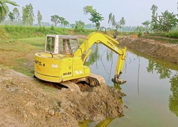 সুন্দরগঞ্জে ব্যাপক দুর্নীতি অনিয়মের মধ্য দিয়ে শেষ হতে যাচ্ছে ল্যাংগা খালের খনন কাজ