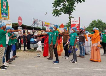 পদ্মা সেতু এলাকায় পরিচ্ছন্ন অভিযান চালালেন বিডি ক্লিন জাজিরা টিম