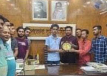 রাজশাহীর বাঘায় কৃষি অফিসারকে সন্মাননা স্বারক প্রদান