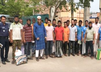 ভারত সীমান্তে ঢুকে পড়া ১৫ বাংলাদেশি জেলেকে দেশে ফেরত