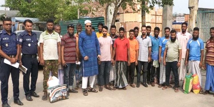 ভারত সীমান্তে ঢুকে পড়া ১৫ বাংলাদেশি জেলেকে দেশে ফেরত