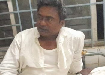 পলাশবাড়ীতে চেয়ারম্যানের বিরুদ্ধে অনাস্থা প্রস্তাবে স্বাক্ষর করায় মহিলাসহ ২ ইউপি সদস্যের উপর হামলা।। থানায় এজাহার