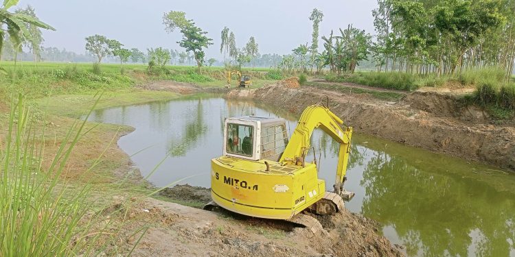 নৌ- পরিবহন প্রতিমন্ত্রী খালিদ মাহমুদ চৌধুরীর দৃষ্টি আকর্ষণ