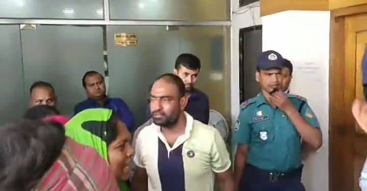 রংপুর নগরীর সদর হাসপাতালে চাঁদাবাজি ঘটনায় আহত ৬ র,মে,কে ভর্তি