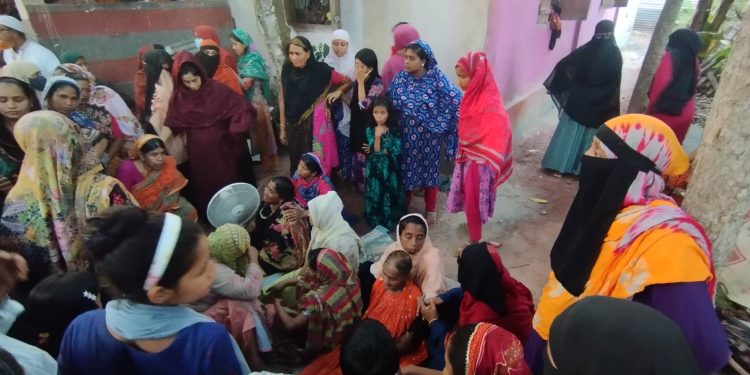 শরীয়তপুরে গোসল করতে গিয়ে একই সাথে ২ কিশোরীর মৃত্যু