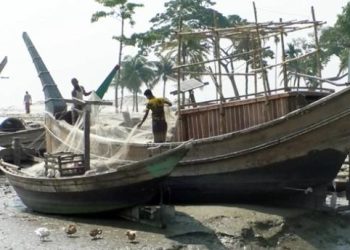 শেষ হচ্ছে নিষেধাজ্ঞা, নদীতে নামার প্রস্তুতি ভোলার ছেলেদেরকে 