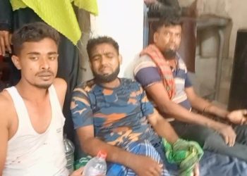 নড়াইলের লোহাগড়ায় আধিপত্যকে কেন্দ্র করে দু পক্ষের সংঘর্ষে আহত-৬