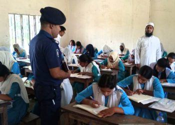 সালথায় এসএসসি ও সমমানের পরীক্ষা শুরু