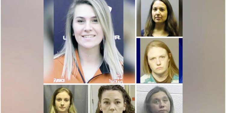 যুক্তরাষ্ট্রে ছাত্রদের সাথে শারীরিক সম্পর্ক, ৬ শিক্ষিকা  গ্রেপ্তার