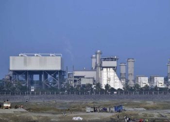 ময়মনসিংহ জনজীবনে দুর্ভোগ : তীব্র গরমে-অতিরিক্ত লোডশেডিং