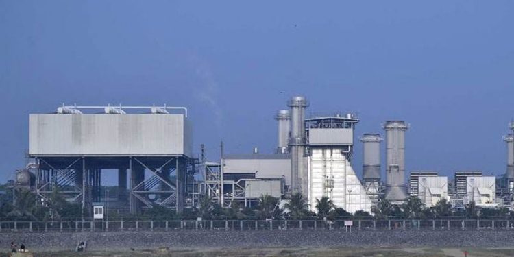 ময়মনসিংহ জনজীবনে দুর্ভোগ : তীব্র গরমে-অতিরিক্ত লোডশেডিং