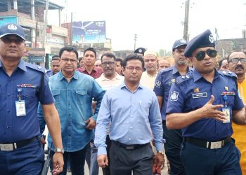 গাইবান্ধার পলাশবাড়ীতে ঈদ যাত্রা নিরাপদ করতে জেলা পুলিশের বিশেষ পথসভা 