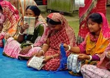 রংপুরে হাতে তৈরি টুপি রপ্তানি হচ্ছে মধ্যপ্রাচ্যে