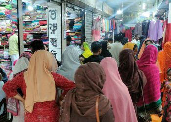 কেশবপুরে জমে উঠেছে ঈদ বাজার