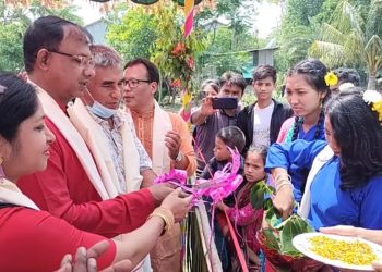 পটুয়াখালীর কলাপাড়ার তুলাতলিপাড়ায় নতুন বর্ষবরণে জলকেলি উৎসব অনুষ্ঠিত হয়েছে