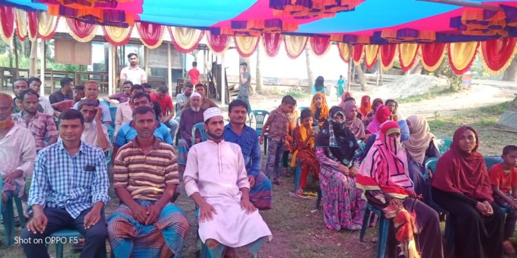 বাঘারপাড়ার ভিটাবল্লায় টমেটোর উপর মাঠ দিবস পালিত