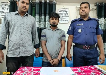 তেঁতুলিয়ায় ২২পিচ ইয়াবাসহ এক মাদক কারবারি আটক