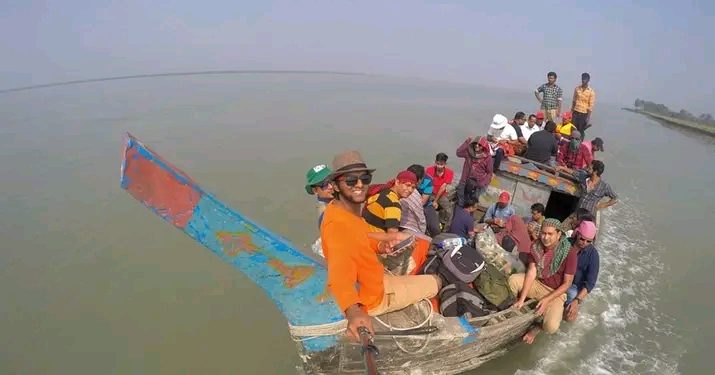 ঝুঁকিতে যাত্রীরা, ভোলার অভ্যন্তরীন নৌপথে ফিটনেসহীন নৌযানের দৌরাত্ম্য