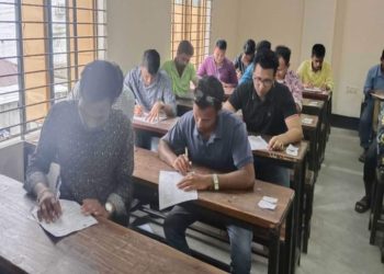 রংপুরে জেলা ছাত্রলীগের পূর্ণাঙ্গ কমিটিতে পরীক্ষা