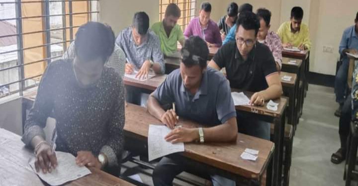 রংপুরে জেলা ছাত্রলীগের পূর্ণাঙ্গ কমিটিতে পরীক্ষা