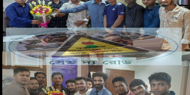 বাঁশখালী উপজেলা প্রশাসনের সাথে সেভ দ্য রোড় বাঁশখালী শাখার সৌজন্য সাক্ষাৎ