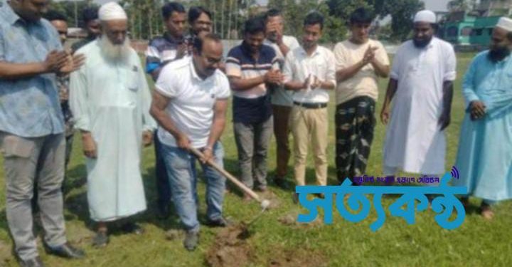 পুঠিয়ায় শেখ রাসেল মিনি স্টেডিয়ামের নির্মাণ কাজের উদ্বোধন