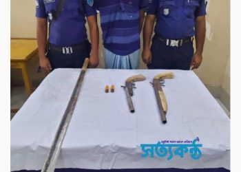 আনোয়ারাতে দুর্ধর্ষ ডাকাত আলী অস্ত্র -গুলিসহ গ্রেফতার
