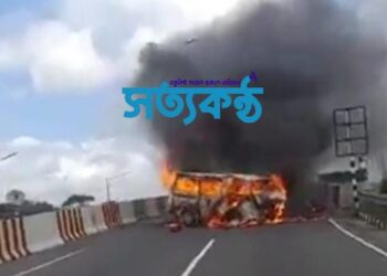 ফরিদপুরের ভাঙ্গায় এ্যাম্বুল্যান্স এর গ্যাসসিলিন্ডার বিষ্ফোরনে মহিলা শিশু সহ নিহত ৭ আহত ১