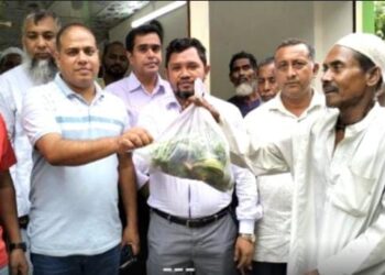 ভোলায় বিবা’র মানবতার দেয়ালে অসহায়দের ভীড়