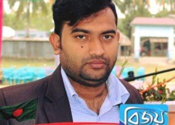 নড়াইলের কালিয়ায় বঙ্গবন্ধু স্মৃতি পরিষদের সাইনবোর্ড টাঙিয়ে সরকারি জমি দখল, সাংবাদিকের উপর হামলা