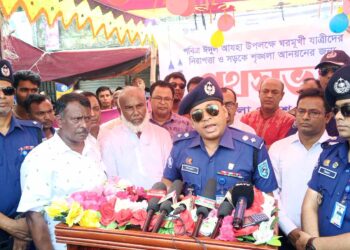 সবার প্রচেষ্টায় উৎসব মূখর হবে ঈদ আনন্দ -গাইবান্ধা পুলিশ সুপার কামাল হোসেন