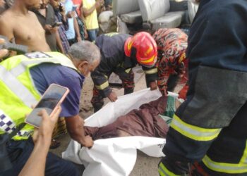 নরসিংদীতে যাত্রীবাহী বাস ও মাইক্রোবাসের সংঘর্ষে নিহত ১, আহত ৩ 